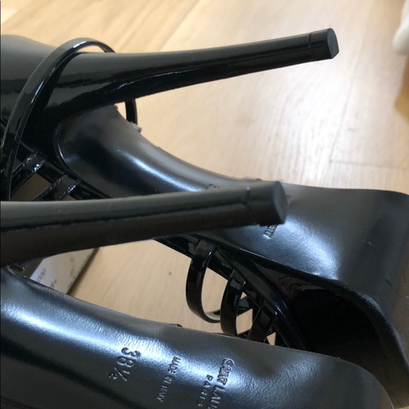 Saint Laurent Tribute 105 Woven Sandals. - Picture 12 of 16